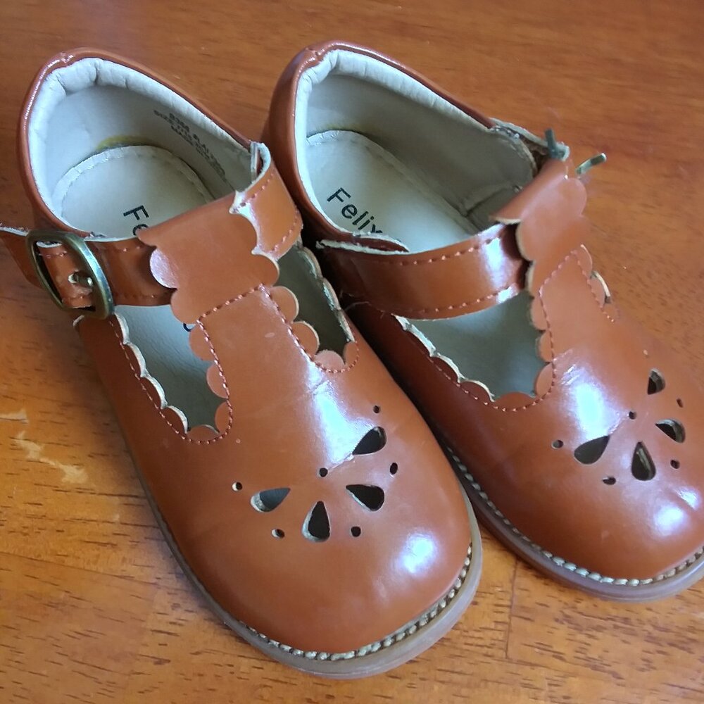 Felix & Flora Girl's Shoes, Velcro, Oxfords Mary Jane sz 7.5 Brown